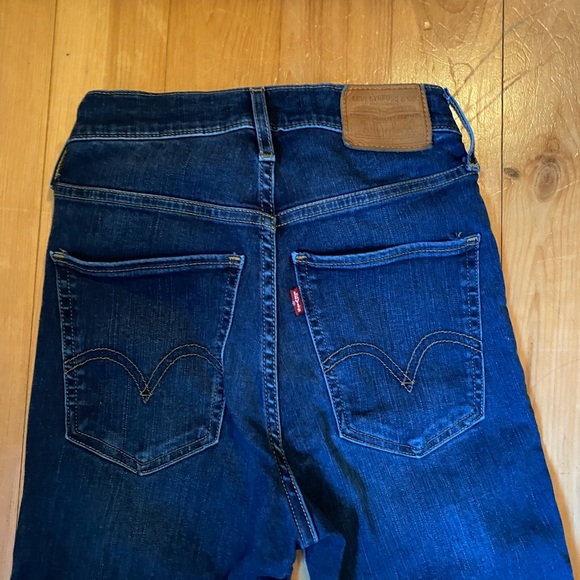 Mile high skinny Levi’s - dark denim- size 25 - Picture 4 of 4